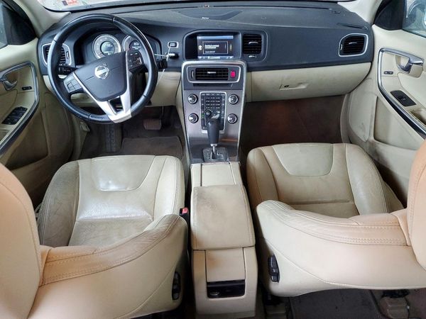 2012 VOLVO S60