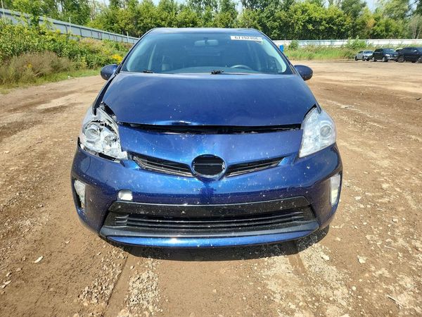 2014 TOYOTA PRIUS