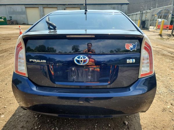 2014 TOYOTA PRIUS