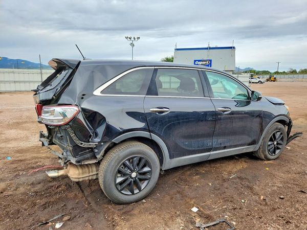 2017 KIA SORENTO