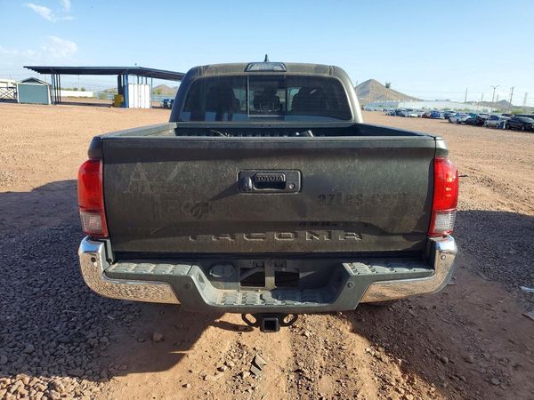 2018 TOYOTA TACOMA