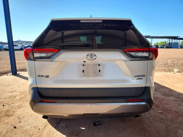 2021 TOYOTA RAV4 Limited
