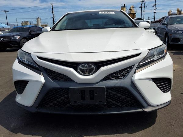 2018 TOYOTA CAMRY L/LE/SE/XLE