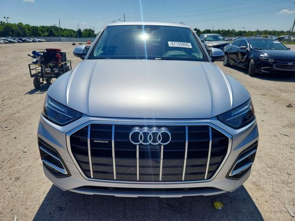 2021 AUDI Q5 quattro Premium Plus