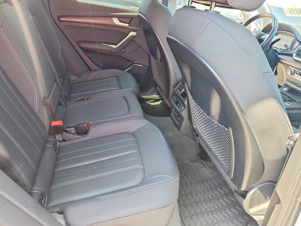 2021 AUDI Q5 quattro Premium Plus