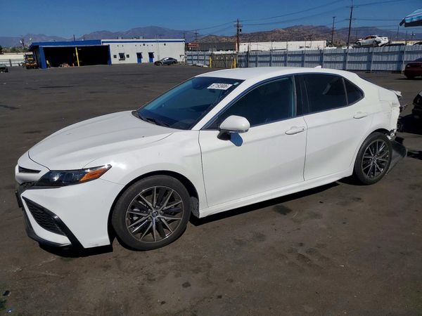 2022 TOYOTA CAMRY