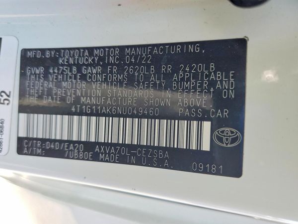 2022 TOYOTA CAMRY SE