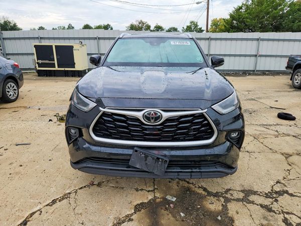2021 TOYOTA HIGHLANDER