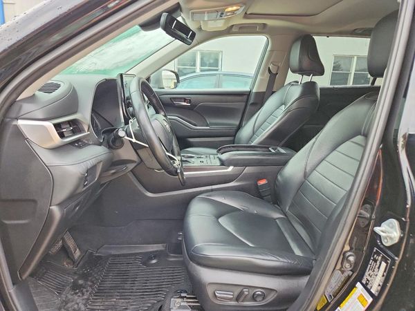 2021 TOYOTA HIGHLANDER