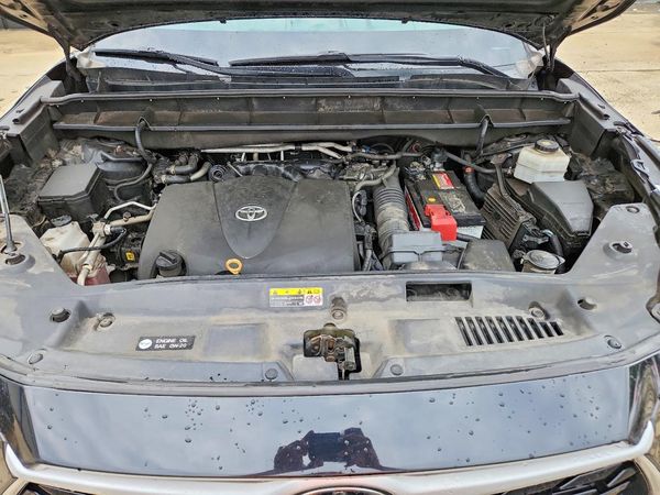 2021 TOYOTA HIGHLANDER