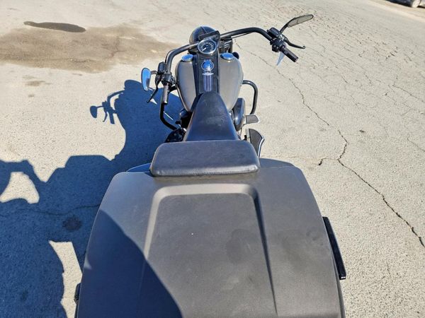 2018 HARLEY-DAVIDSON FL