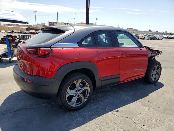 2022 MAZDA MX-30