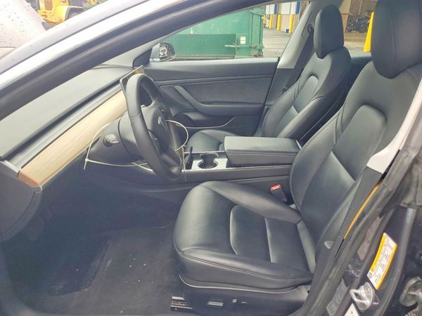 2020 TESLA MODEL 3 — DENT