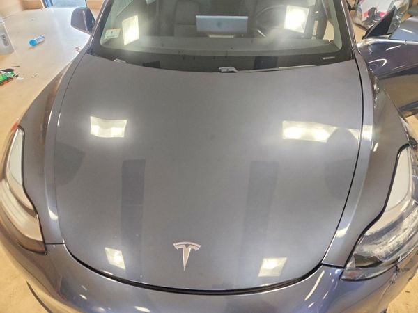 2020 TESLA MODEL 3 — Engine bay