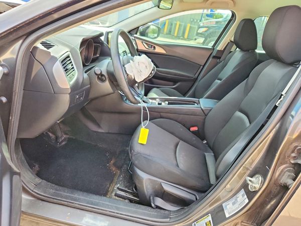 2018 MAZDA 3 Sport — DENT