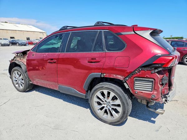 2021 TOYOTA RAV4 XLE Premium