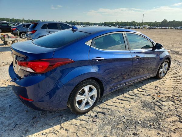 2016 HYUNDAI ELANTRA