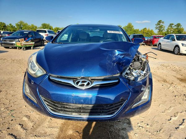 2016 HYUNDAI ELANTRA