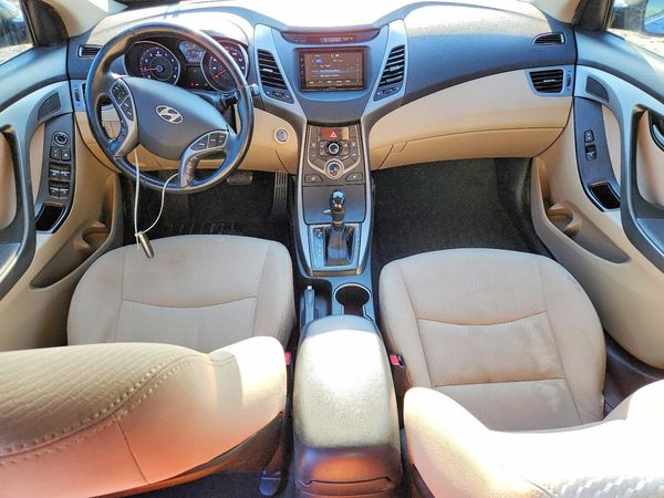 2016 HYUNDAI ELANTRA