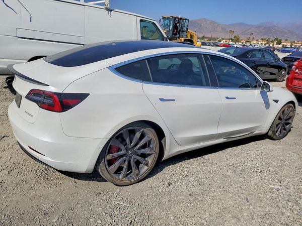 2020 TESLA MODEL 3