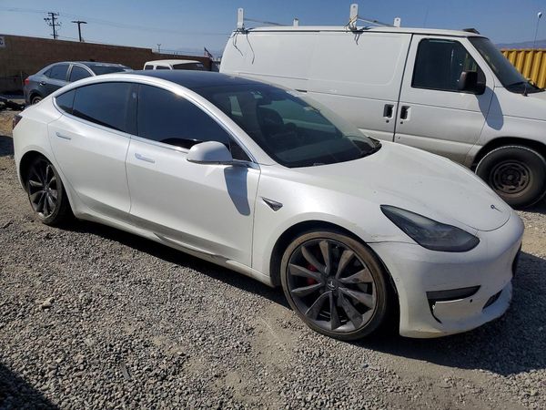 2020 TESLA MODEL 3