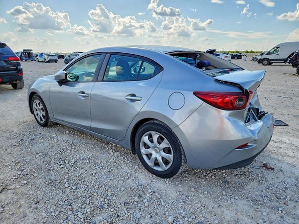 2016 MAZDA 3