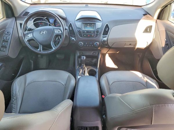 2014 HYUNDAI TUCSON GLS (Middle Level)