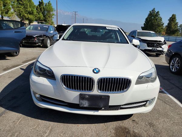 2013 BMW 528