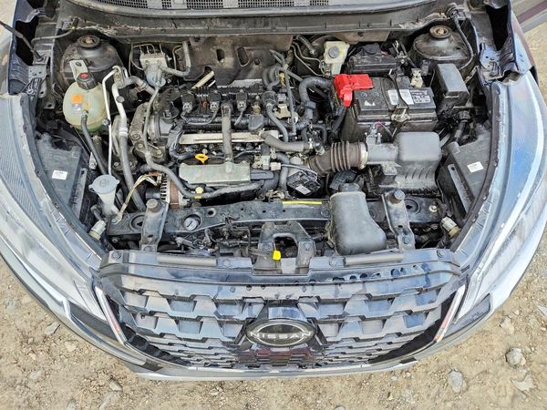 2023 NISSAN KICKS SV — Engine bay