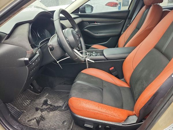 2025 MAZDA 3 Carbon Turbo