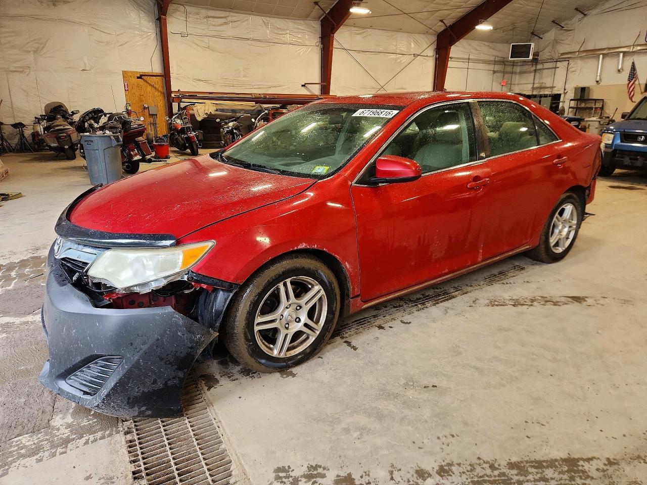 2012 TOYOTA CAMRY