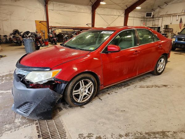 2012 TOYOTA CAMRY
