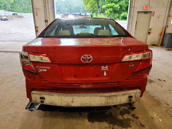 2012 TOYOTA CAMRY