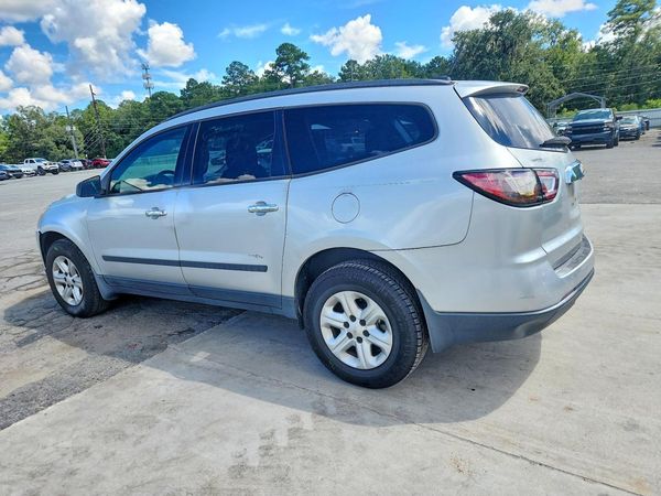 2016 CHEVROLET TRAVERSE LS