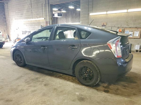 2015 TOYOTA PRIUS