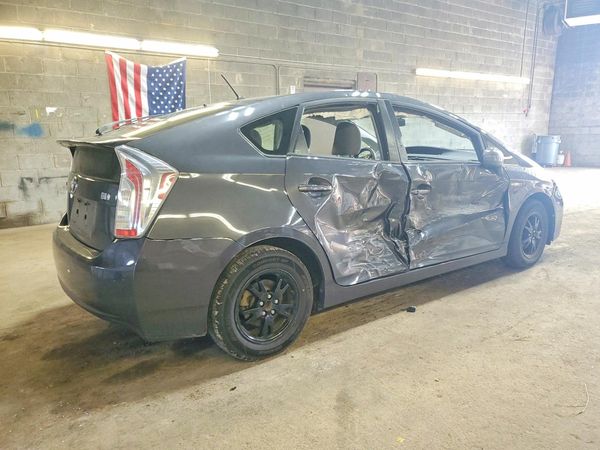 2015 TOYOTA PRIUS