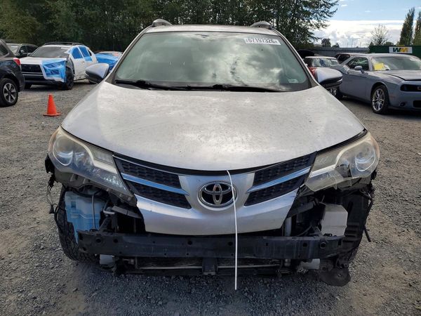2015 TOYOTA RAV4 XLE (M Grade)