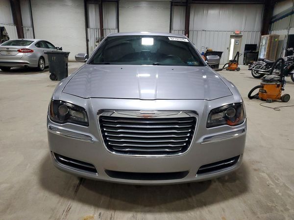 2014 CHRYSLER 300