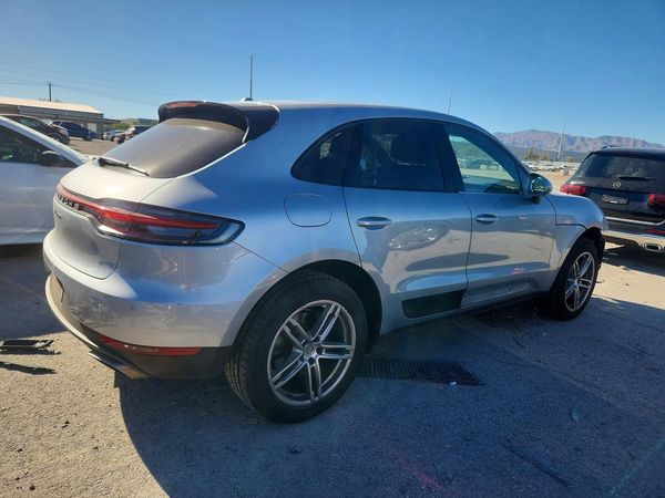 2020 PORSCHE MACAN