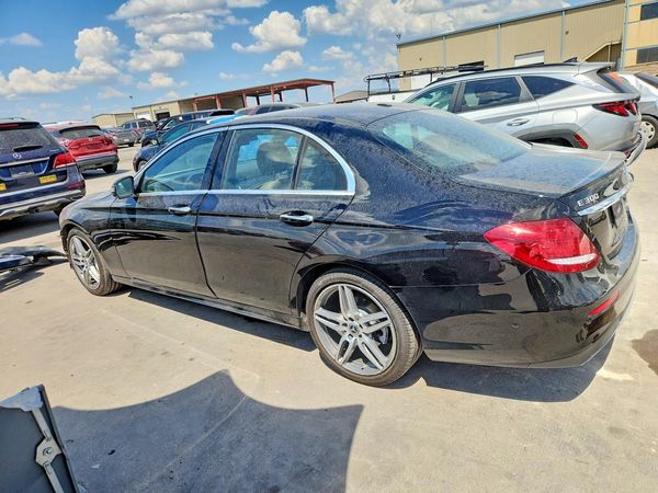 2017 MERCEDES-BENZ E E300