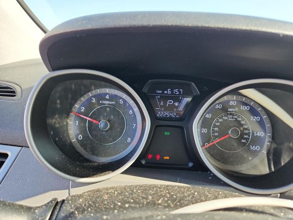 2015 HYUNDAI ELANTRA