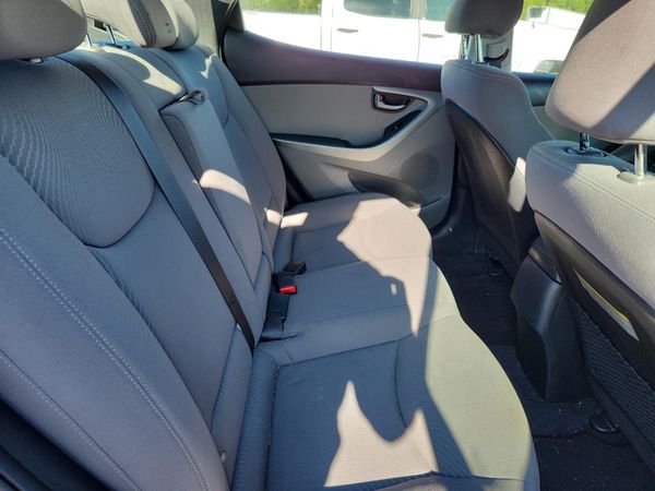 2015 HYUNDAI ELANTRA