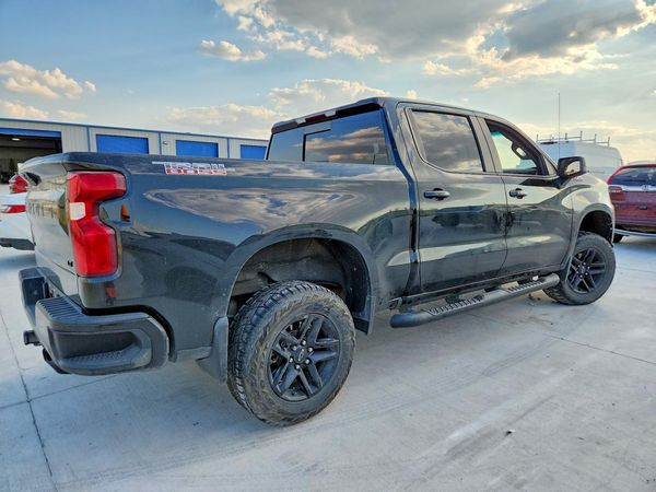 2021 CHEVROLET SILVERADO Trail Boss - LT