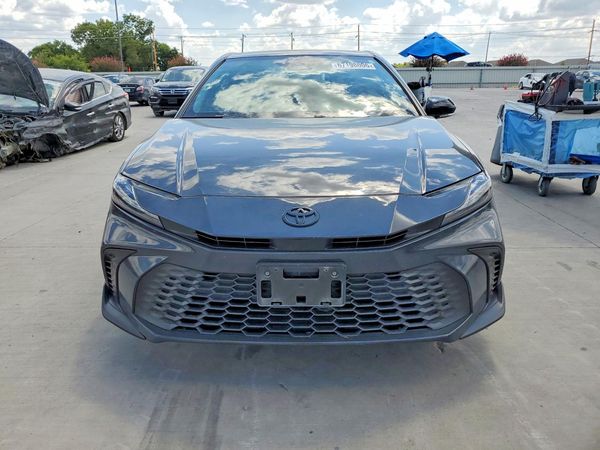 2025 TOYOTA CAMRY