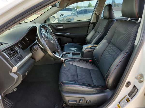 2015 TOYOTA CAMRY