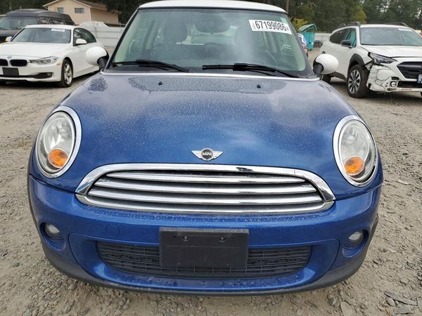 2013 MINI COOPER