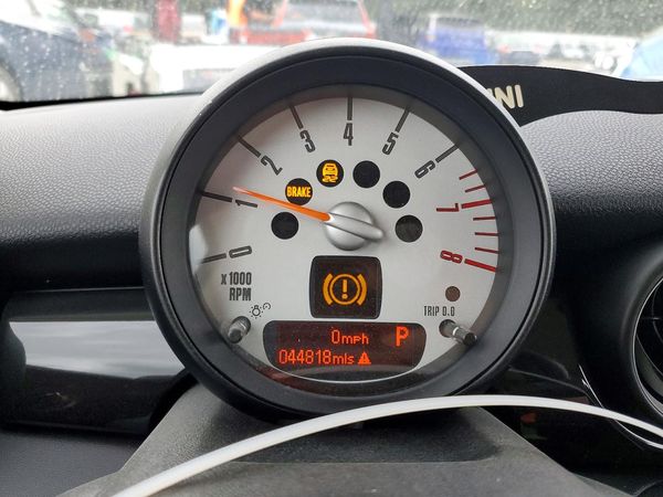 2013 MINI COOPER