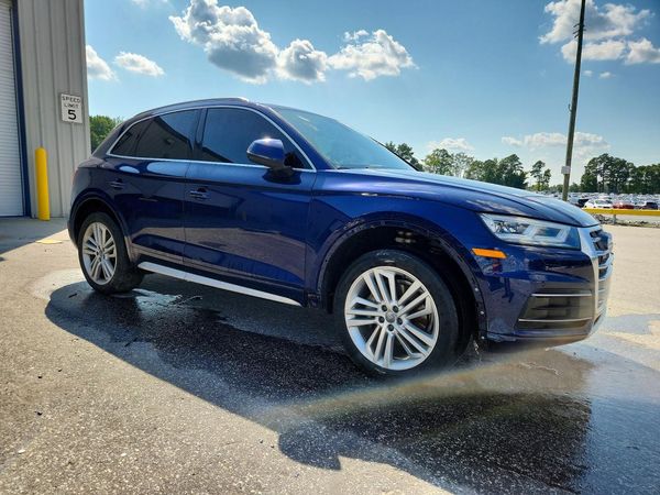 2018 AUDI Q5 quattro Premium Plus — Passenger 3/4