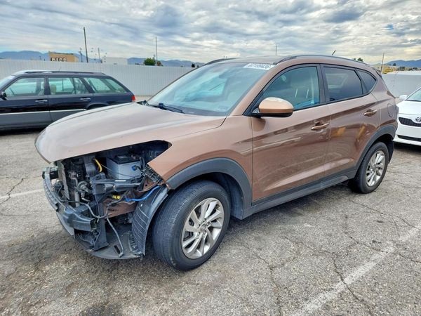 2016 HYUNDAI TUCSON