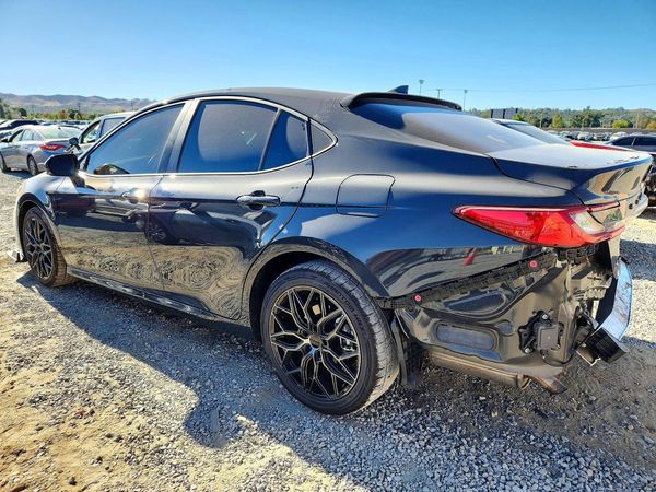 2026 TOYOTA CAMRY